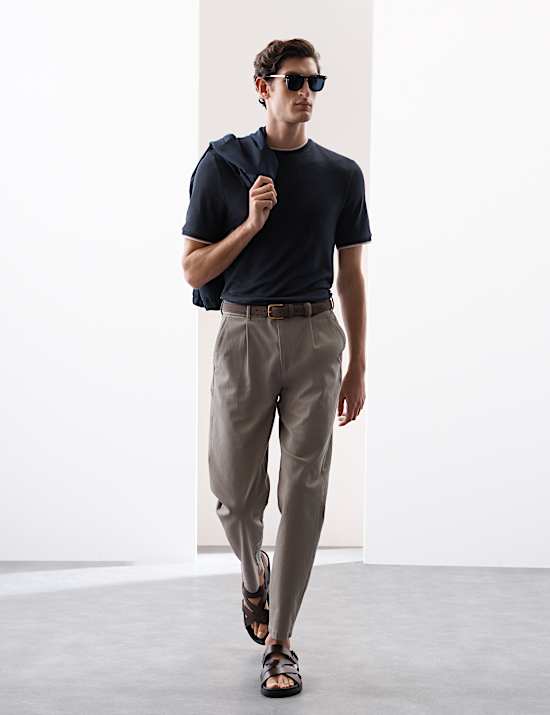 T-Shirt με κλειστή στρογγυλή λαιμόκοψη από σύμμεικτο λινό