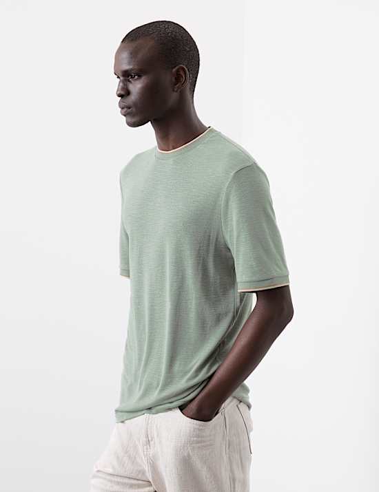 Tričko s v&yacute;střihem ke krku, ze směsi lnu