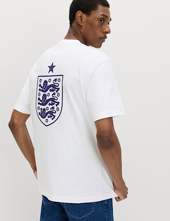 Pure Cotton Crew Neck Graphic T-Shirt