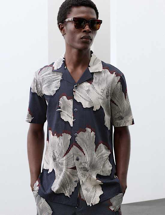 Chemise 100 % coton &agrave; manches courtes et motif fleuri