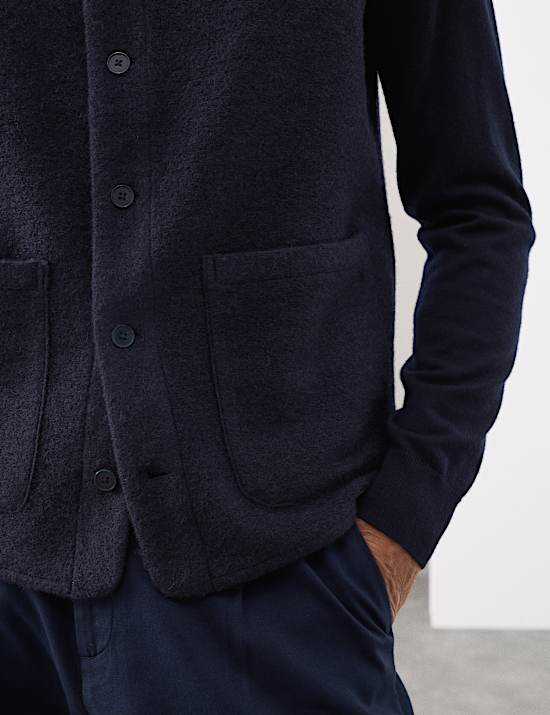 אפודת פליז מתערובת צמר בטקסטורה