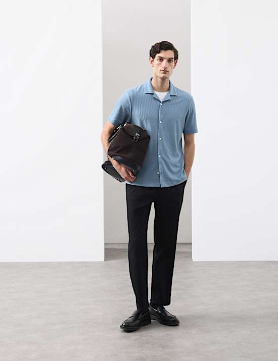 Regular Fit Textured Short Sleeve Shirt