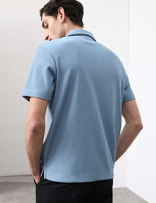 Regular Fit Textured Short Sleeve Shirt