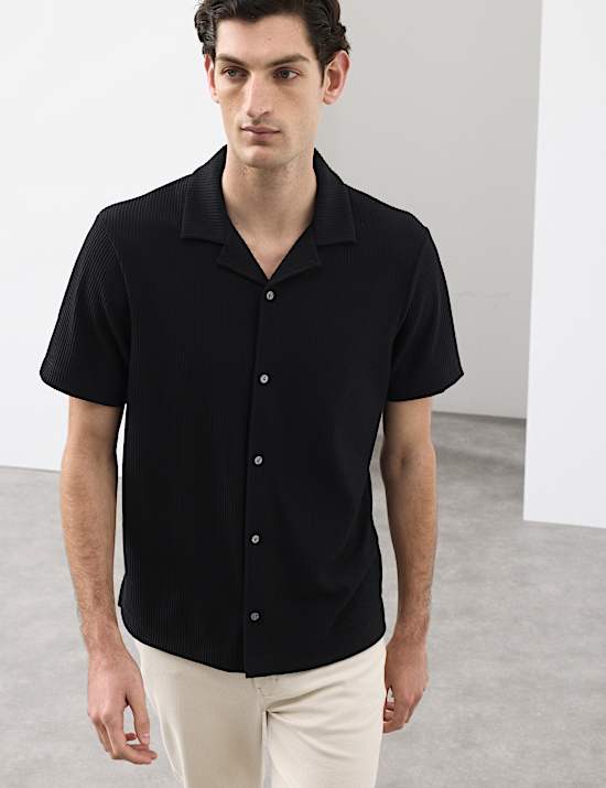 Regular Fit Textured Short Sleeve Shirt