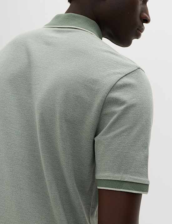 Koszulka polo z kontrastową lam&oacute;wką z przewagą bawełny 2 szt.