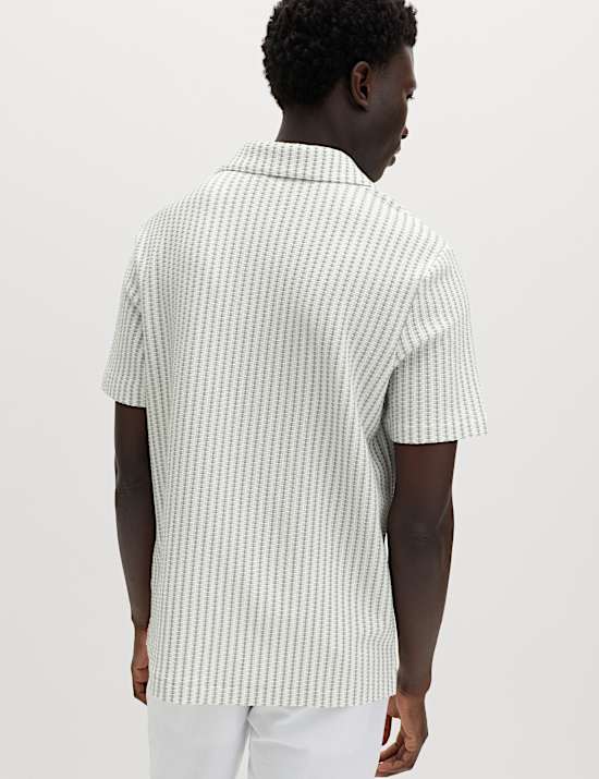 Žerzejov&aacute; poloko&scaron;ile s geometrick&yacute;m vzorem, s vysok&yacute;m pod&iacute;lem bavlny