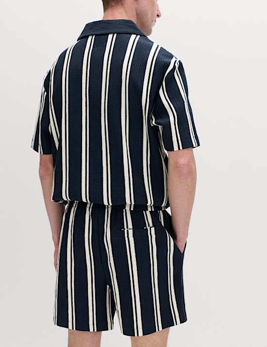 Short en coton &agrave; rayures gaufr&eacute;es