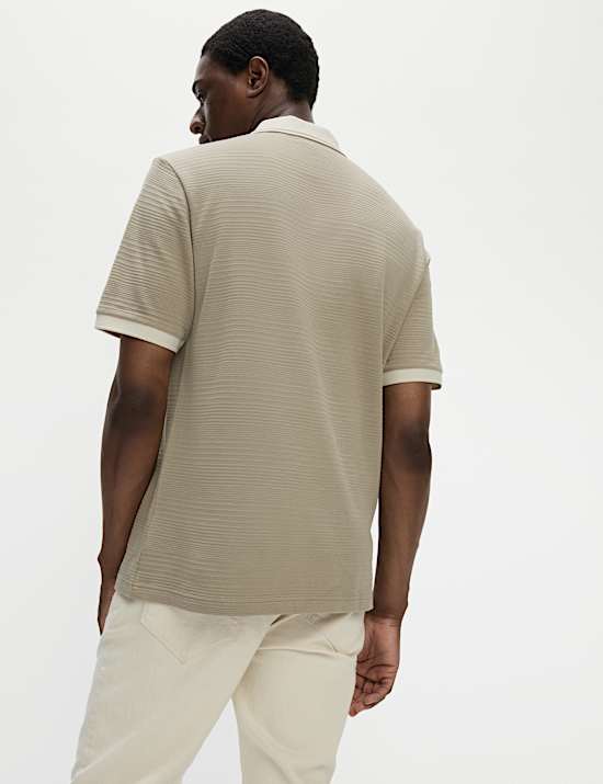 Zuiver katoenen poloshirt met bies en structuurdessin