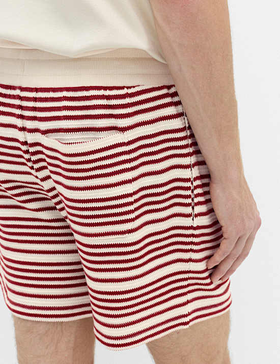 Katoenrijke korte broek met gevarieerde strepen