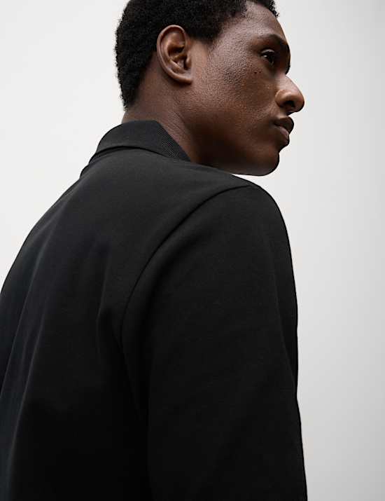 Katoenrijk piqué poloshirt met slanke pasvorm