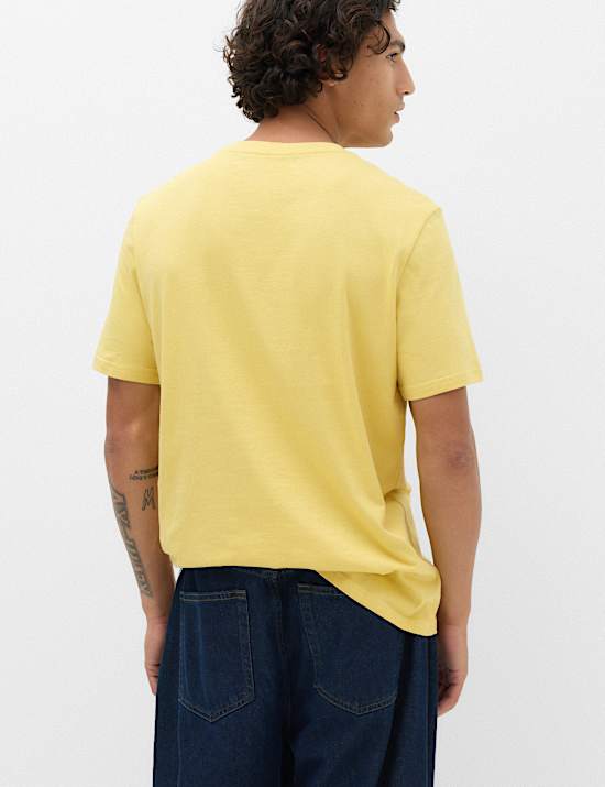 T-shirt van zuiver katoen met ronde hals en normale pasvorm