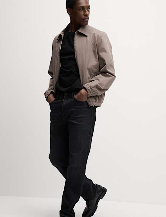 T-Shirt aus reiner Baumwolle mit schmaler Passform und Rundhalsausschnitt