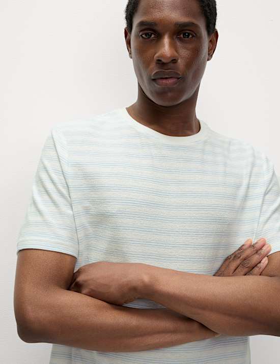 T-shirt ray&eacute; en lin m&eacute;lang&eacute; coton