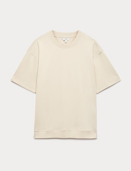 T-shirts & polos