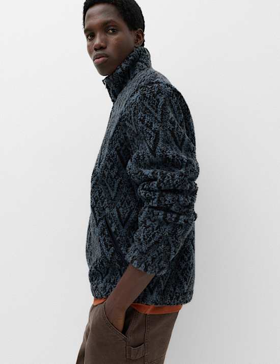 Fleece-Jacke mit Tunnelkragen und Norwegermuster