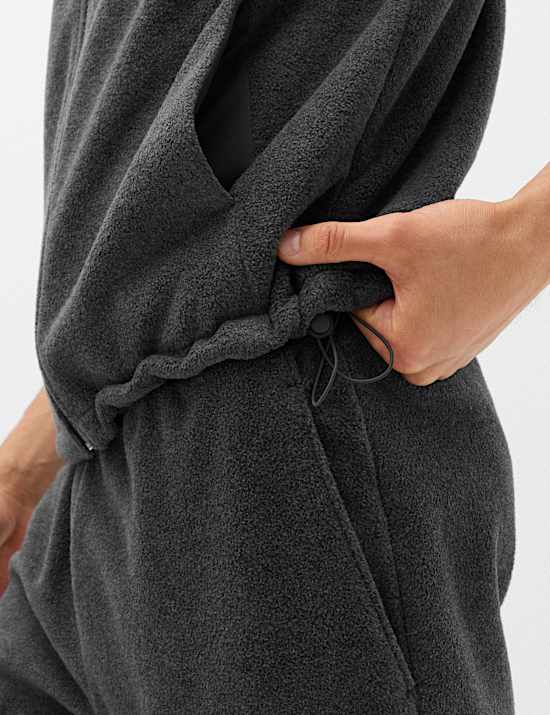 Chaleco de tejido micropolar con cuello de chimenea y cremallera