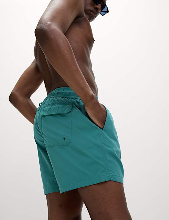 Μονόχρωμο μαγιό-σορτς που στεγνώνει γρήγορα