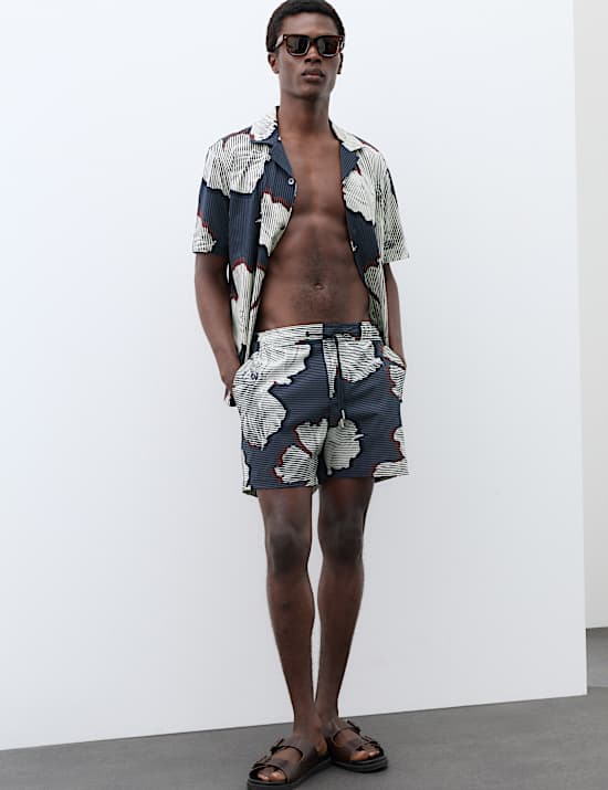 Pocketed Linear Floral Print Swim Shorts