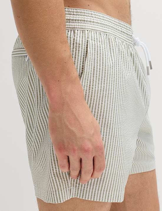 Short de bain &agrave; motif gaufr&eacute;