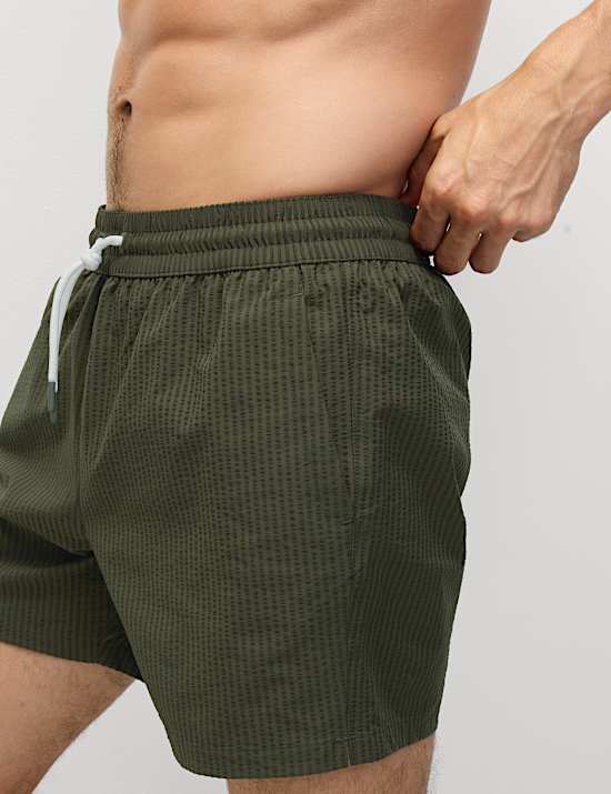 Short de bain à motif gaufré