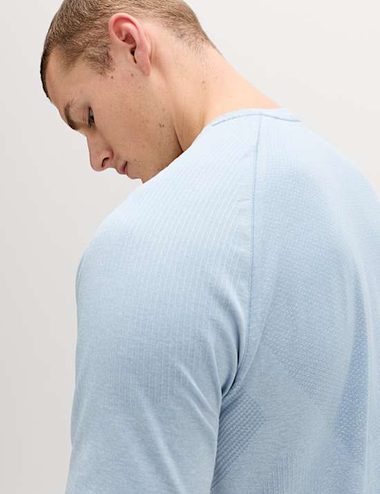 Seam Free Sports T-Shirt