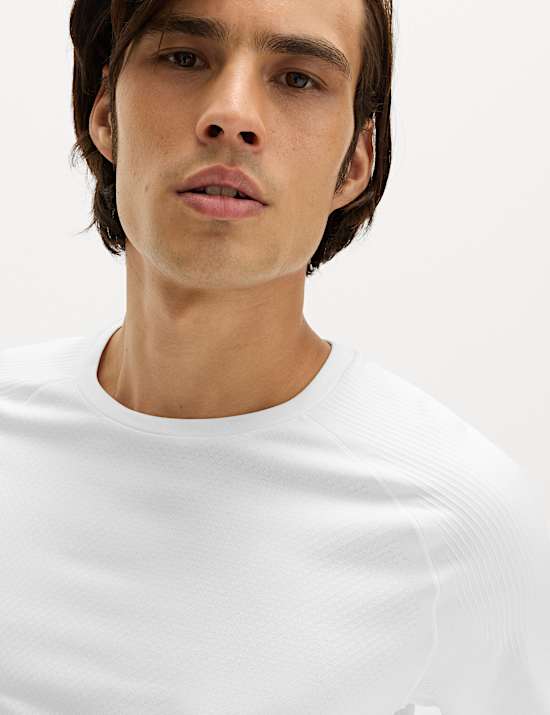 Seam Free Sports T-Shirt