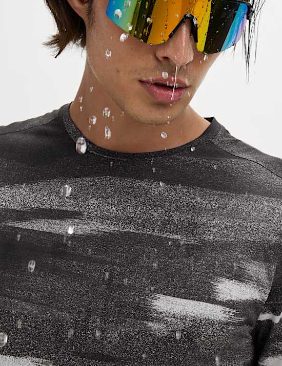 Camiseta deportiva estampada