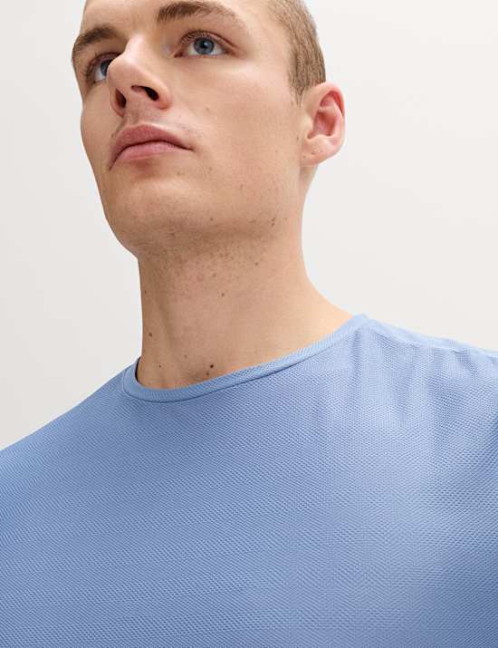 Activewear Jacquard Mesh Stripe T-Shirt