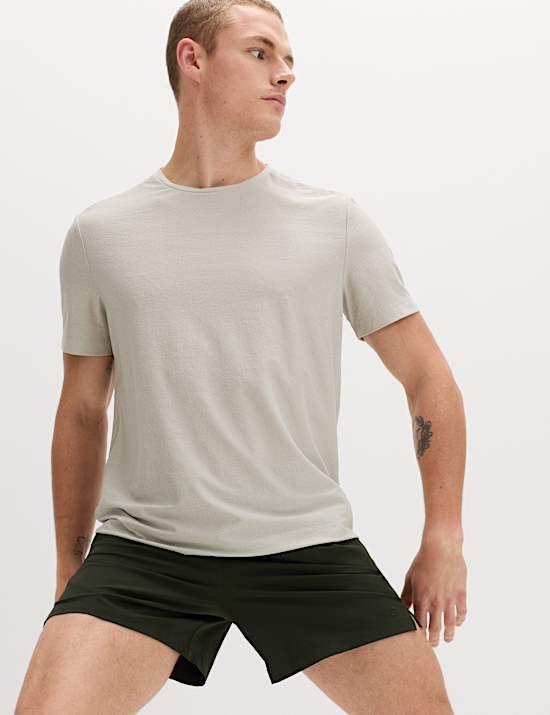 Activewear Jacquard Mesh Stripe T-Shirt