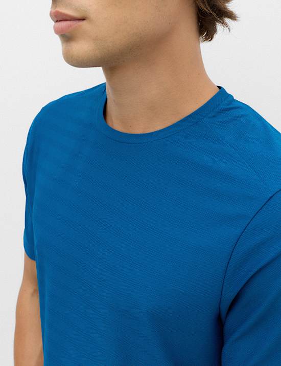 Activewear Jacquard Mesh Stripe T-Shirt