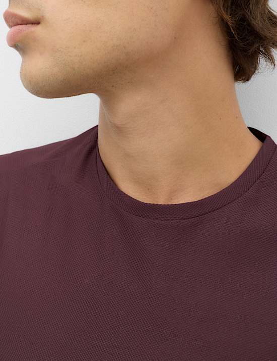 Activewear Jacquard Mesh Stripe T-Shirt