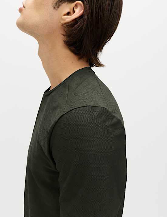 T-shirt de sport &agrave; rayures en filet jacquard