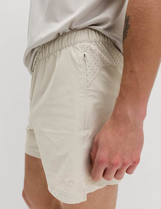 Regular Fit 5 Inch Stretch Sports Shorts