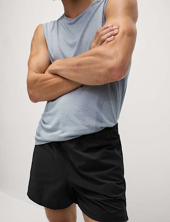 Short de sport extensible coupe standard 13 cm