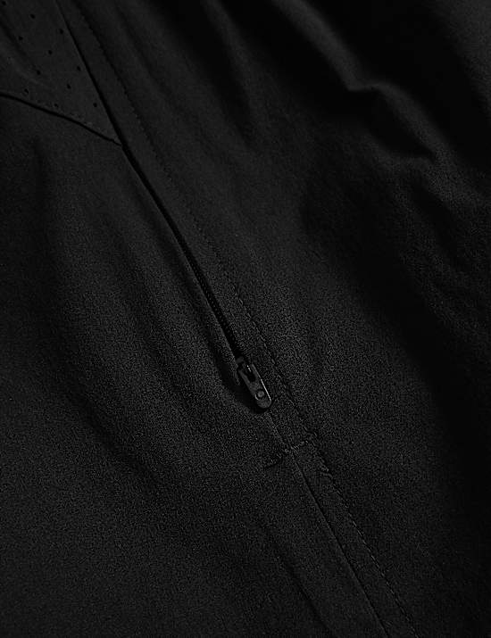 Short de sport extensible coupe standard 13 cm