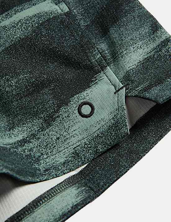 Short de sport avec imprimé