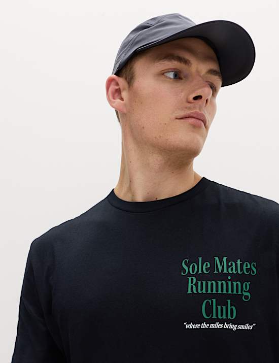 Camiseta 100% algod&oacute;n con gr&aacute;fico Sole Mates