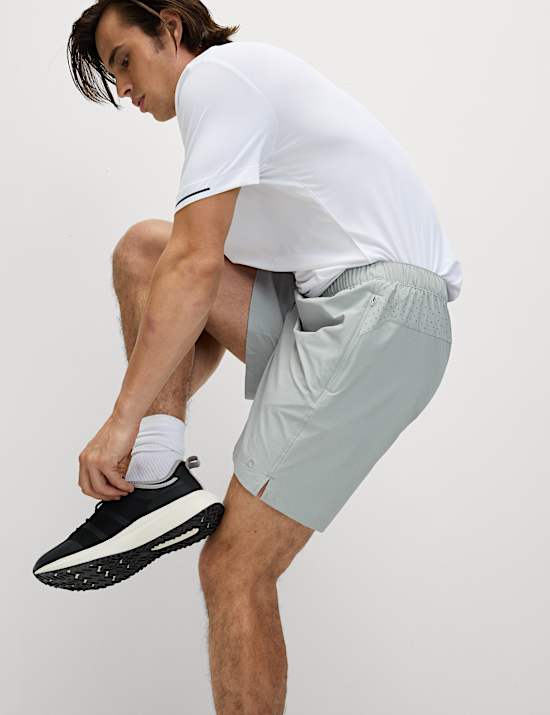 Regular Fit 7 Inch Stretch Sports Shorts