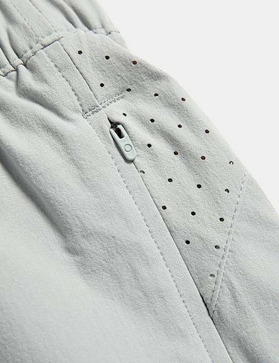 Regular Fit 7 Inch Stretch Sports Shorts