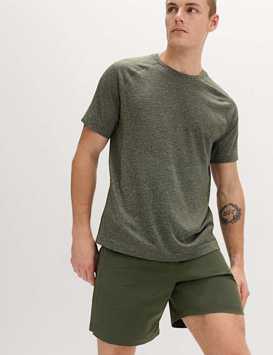 Regular Fit 7 Inch Stretch Sports Shorts