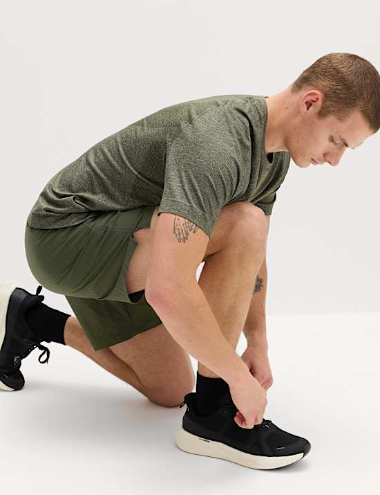 Regular Fit 7 Inch Stretch Sports Shorts