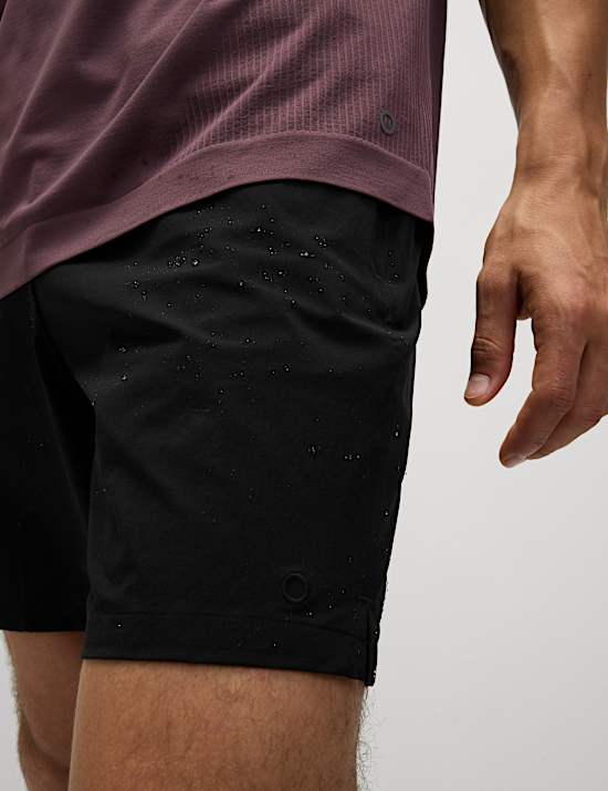 Short de sport extensible coupe standard 18 cm