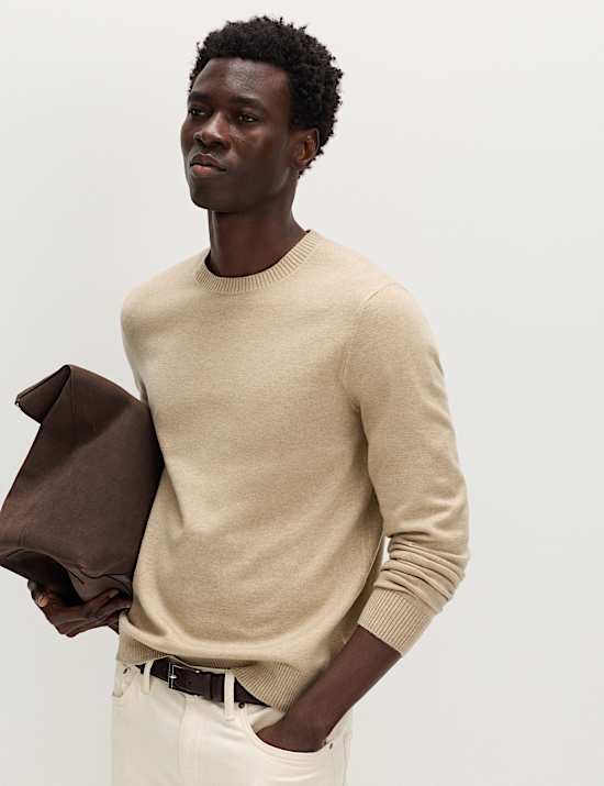Pull en maille l&eacute;g&egrave;re &agrave; col rond