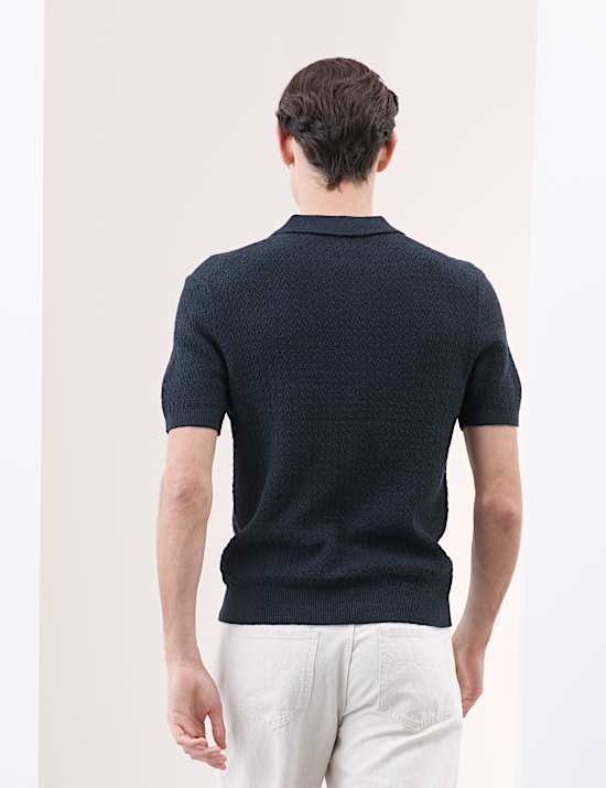 Polo en maille de coton &agrave; col ouvert