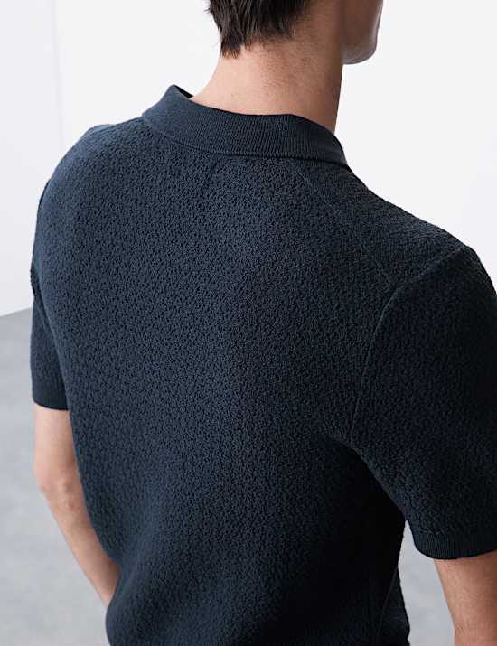 Polo en maille de coton &agrave; col ouvert