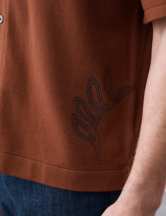 Polo brod&eacute; en maille &agrave; manches courtes