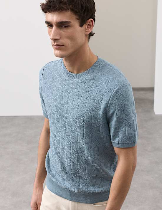 Pleten&eacute; tričko z mercerovan&eacute; bavlny s geometrick&yacute;m vzorem
