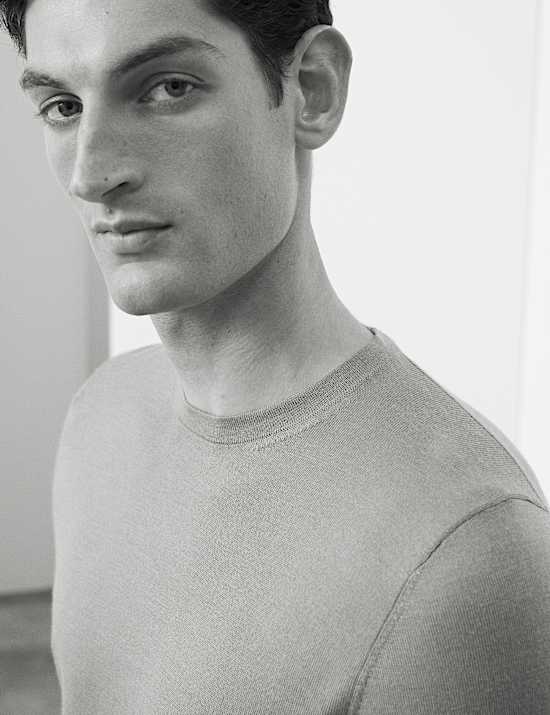 Pure Extra Fine Merino Wool Crew Neck Jumper