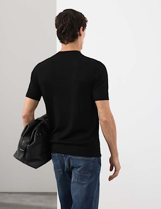 T-shirt van zuivere, extra fijne merinowol met ronde hals