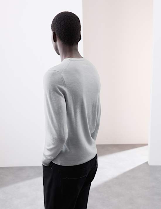 Pure Extra Fine Merino Wool V-Neck Jumper